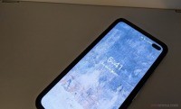 Primele imagini reale cu Pixel 4 - fara notch, fara barbie si cu camere integrate in display