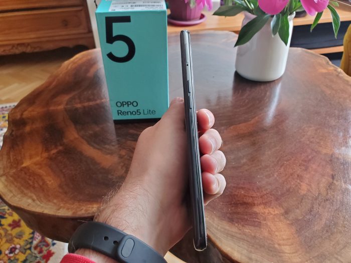 Oppo Reno5 Lite Review