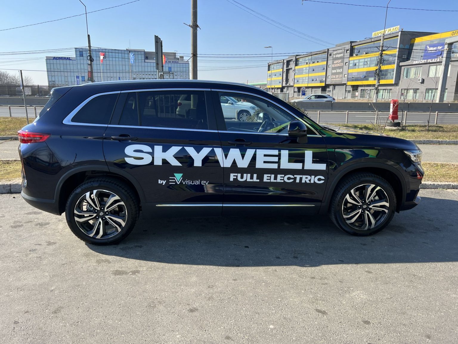 Review Skywell ET5 - SUV Electric Ieftin Si Cu Autonomie Mare - Arena IT