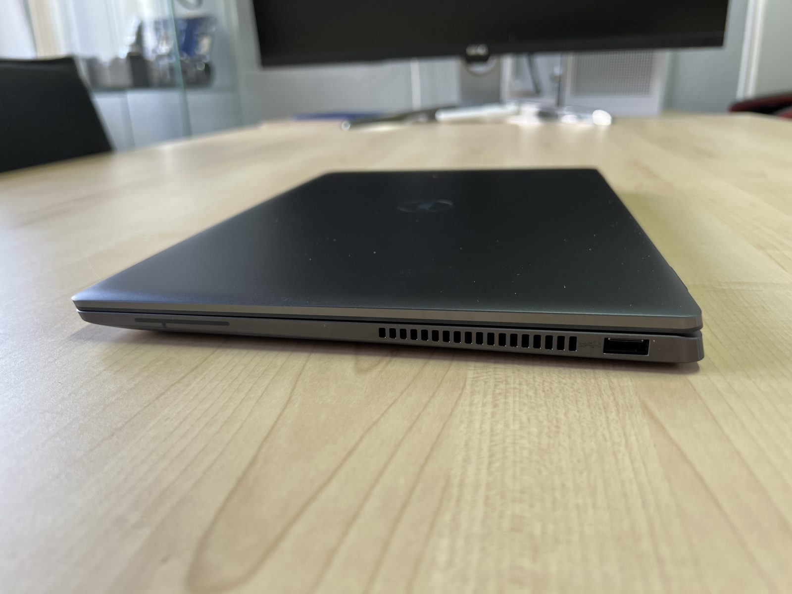 Review Dell Latitude 9430 - ultrabook premium pentru biroul tau