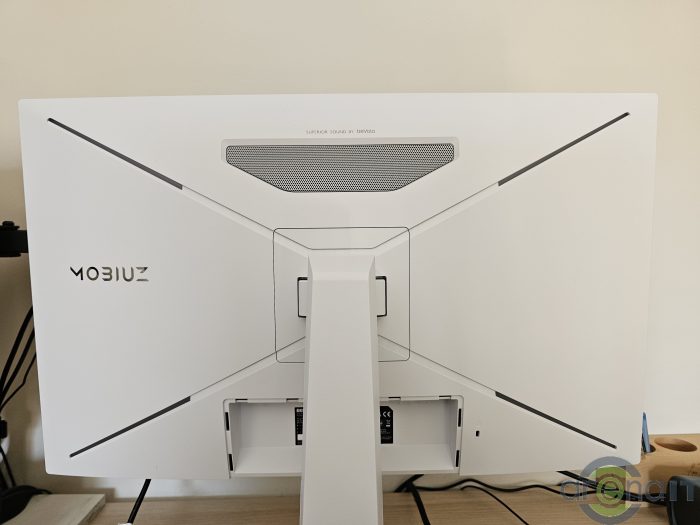 BenQ Mobiuz EX2710U Review - o experienta inedita