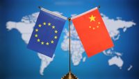 UE și China negociază prețuri minime pentru vehiculele electrice, înlocuind tarifele vamale