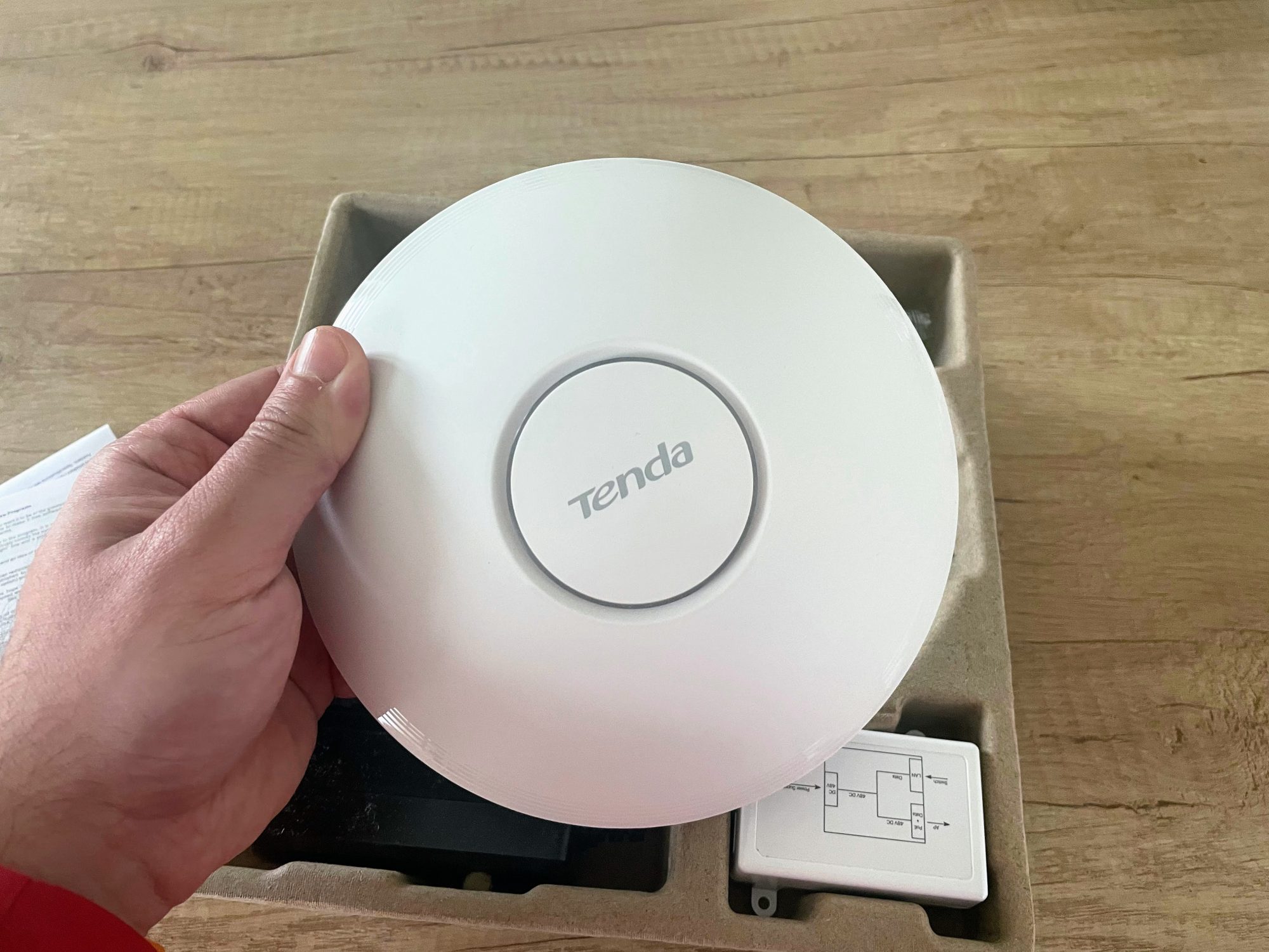 Tenda I27 AX3000 AP Review Rapid Si Cu PoE Arena IT tenda-i27-ax3000-ap-review-rapid-si-cu-poe-arena-it