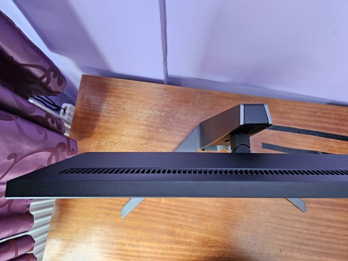AGON by AOC PD27s Review: un monitor sexy si dorit