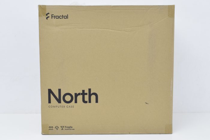 Review Fractal North - carcasă mid-tower compactă cu design scandinav
