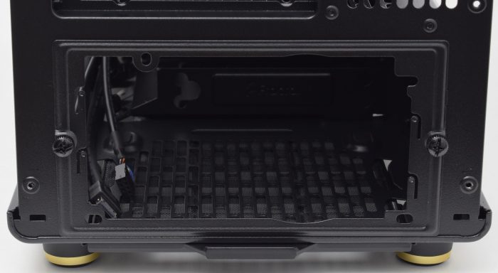 Review Fractal North - carcasă mid-tower compactă cu design scandinav