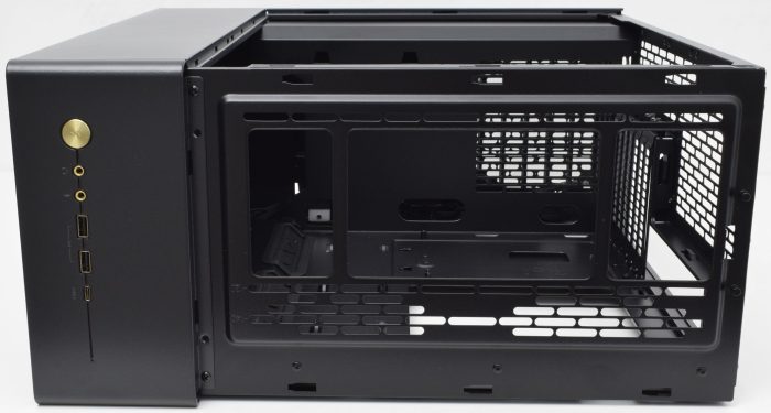 Review Fractal North - carcasă mid-tower compactă cu design scandinav