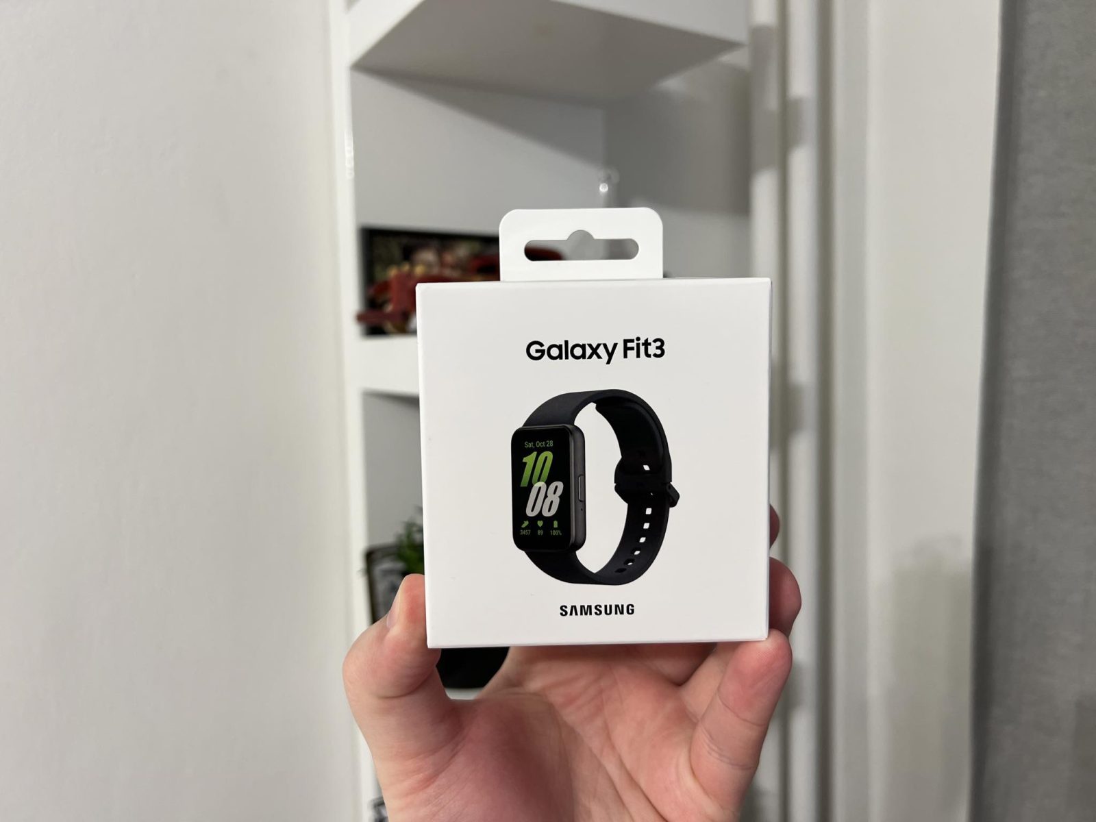 CONCURS - Castiga un Samsung Galaxy Fit 3