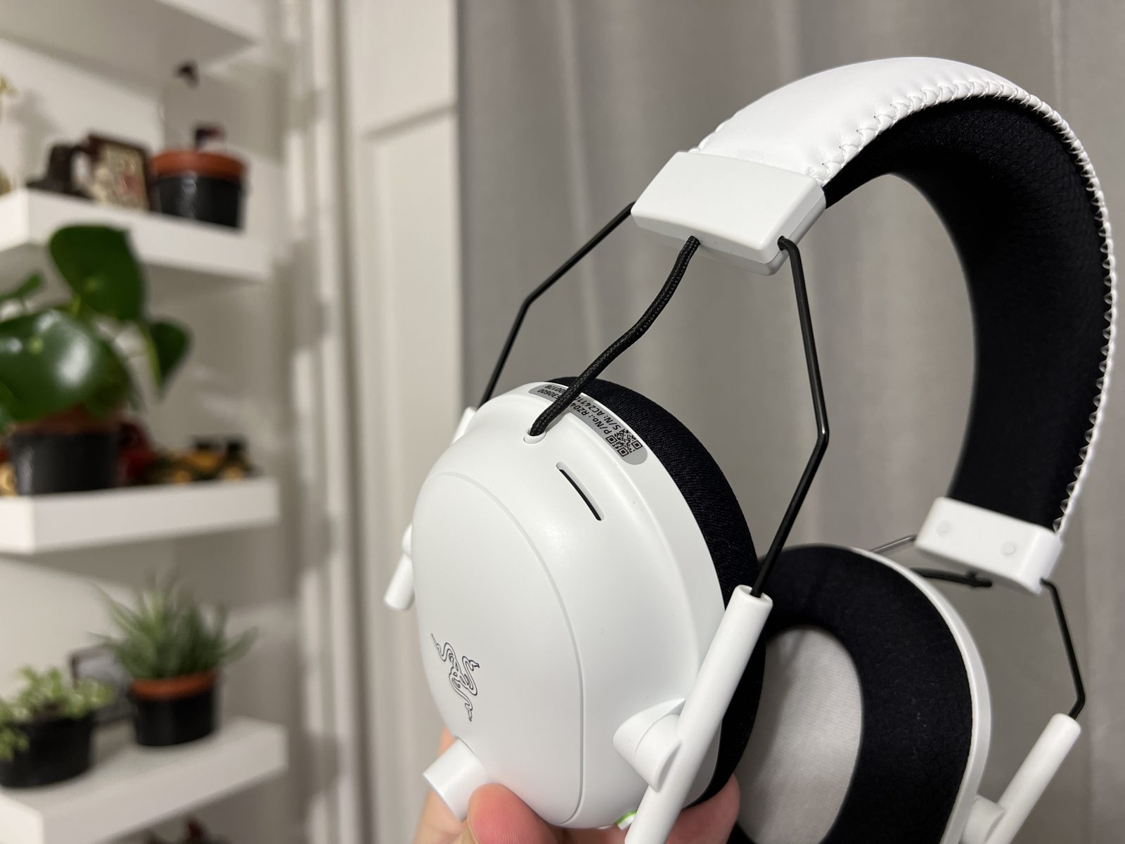 Razer Blackshark V2 Pro White Edition pentru PS5 si PC: review