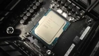 Intel reduce masiv prețurile procesoarelor din ultima generație. Intel Core Ultra 7 265KF pornește acum de la doar 284 dolari