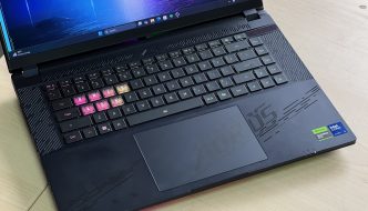 O primă impresie despre GIGABYTE AORUS MASTER 16 cu RTX 5080 și ecran OLED
