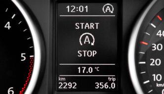 Tot ce trebuie să știți despre sistemul Start/Stop de la mașină