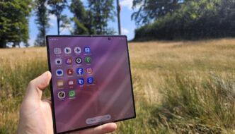 Cu Samsung Z Fold8 Ultra pe Via Transilvanica: un review „sălbatic”