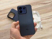 Hands-on cu TCL P80 Ultra: NXTPAPER ajunge pe AMOLED, iar camera primește zoom optic 3x